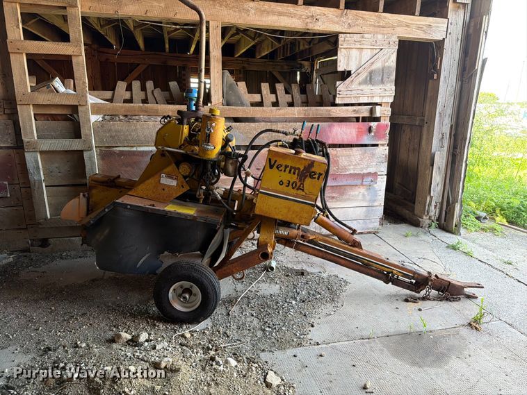 image for item FC3133 Vermeer 630A stump grinder