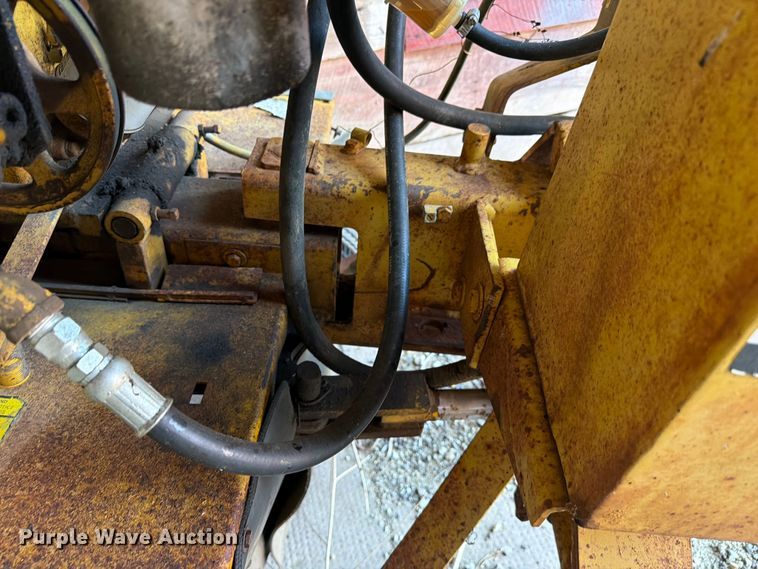 image for item FC3133 Vermeer 630A stump grinder