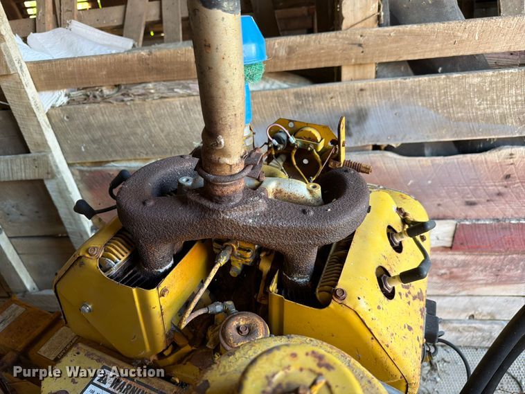 image for item FC3133 Vermeer 630A stump grinder