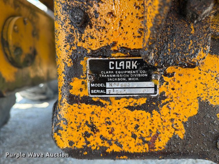image for item FC3135 1984 Champion D-565T motor grader