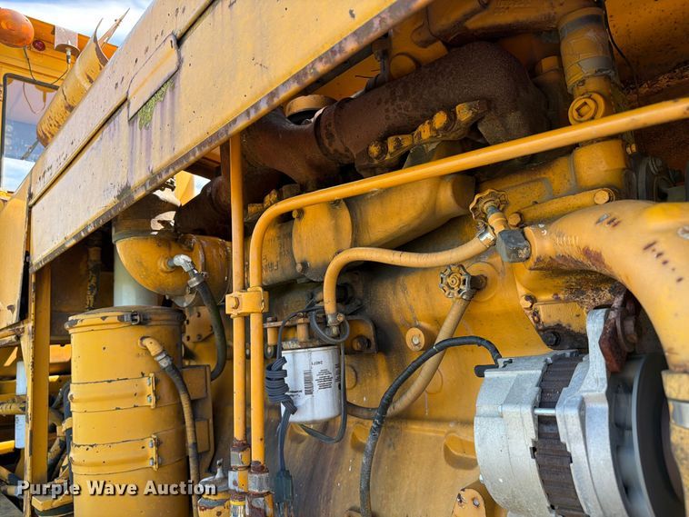 image for item FC3135 1984 Champion D-565T motor grader