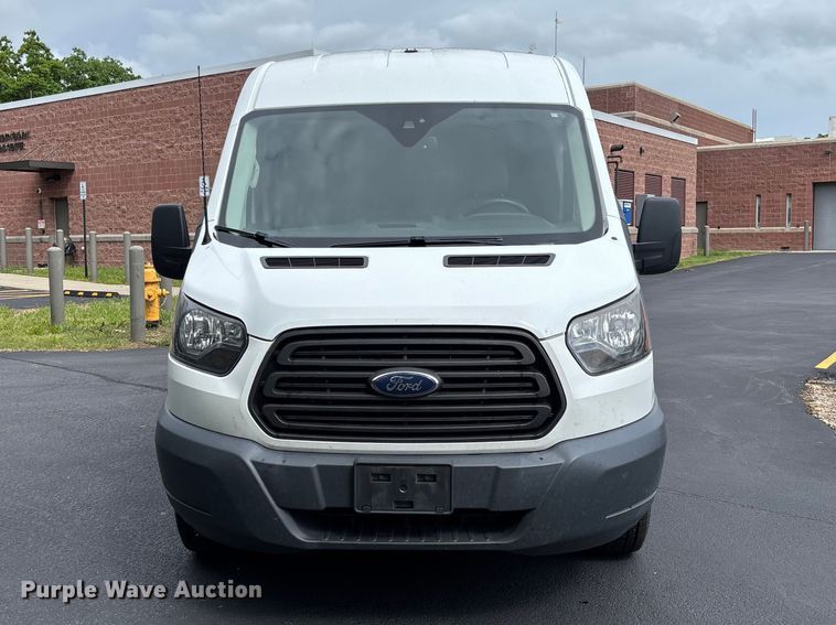 image for item FC5671 2017 Ford Transit 150 van