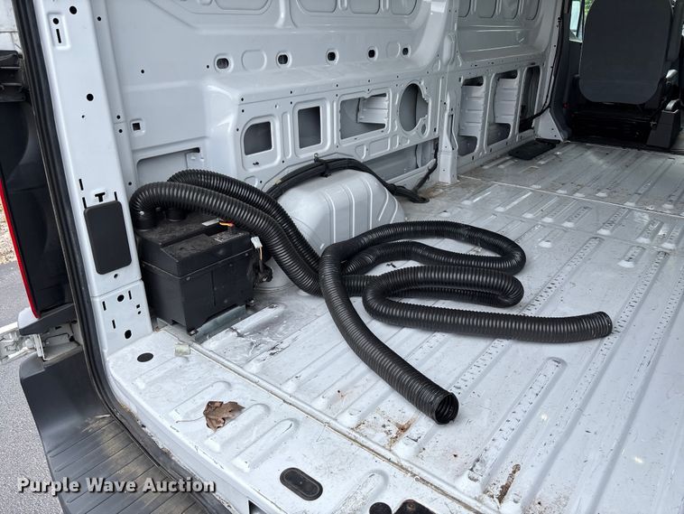 image for item FC5671 2017 Ford Transit 150 van