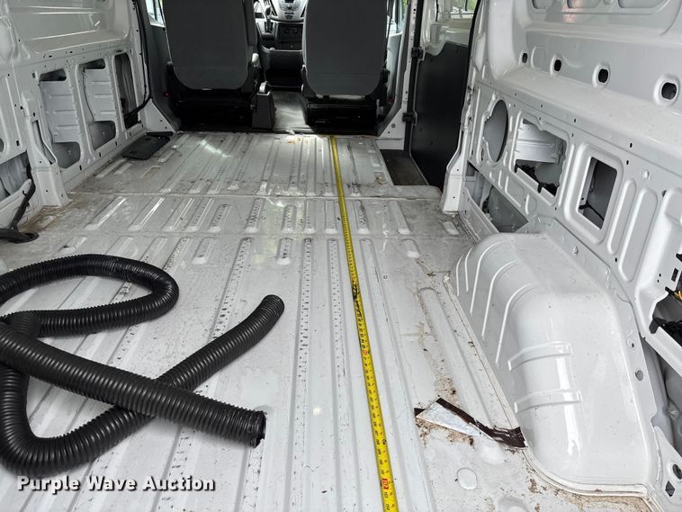 image for item FC5671 2017 Ford Transit 150 van