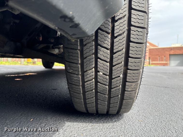 image for item FC5671 2017 Ford Transit 150 van