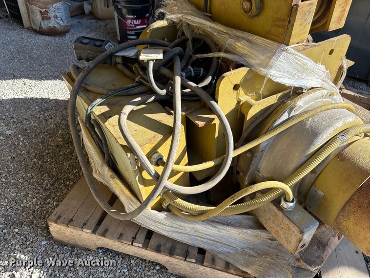 image for item FC5829 Yale CEW3-22PT37S2 hoist