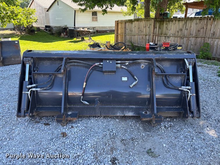 image for item FC5833 CNH TLB four-in-one backhoe bucket