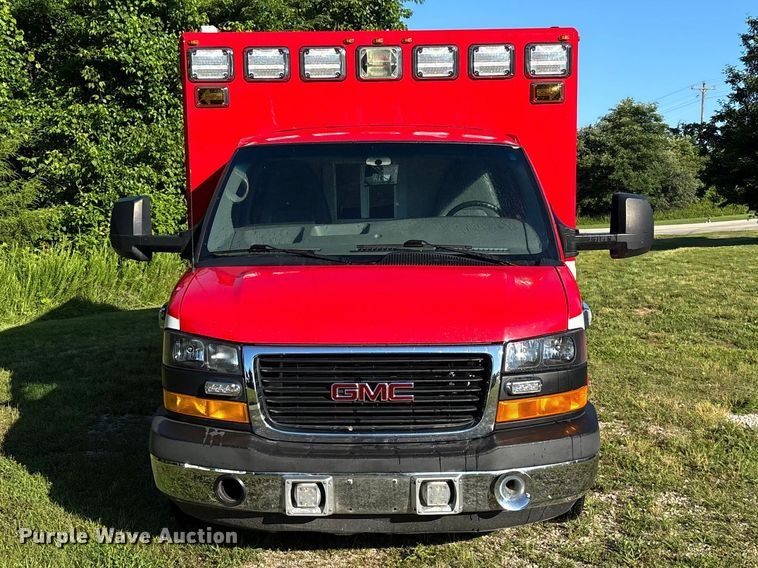 image for item FG0399 2015 GMC Savana 4500 ambulance