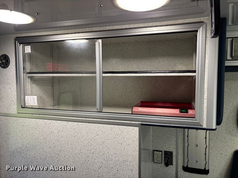 image for item FG0399 2015 GMC Savana 4500 ambulance