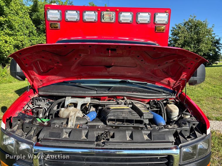 image for item FG0399 2015 GMC Savana 4500 ambulance