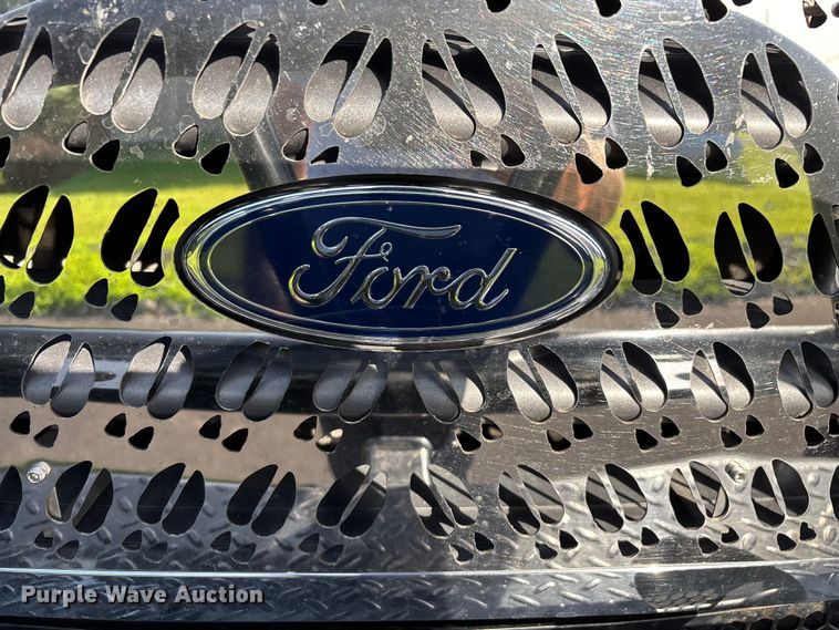 image for item FG0507 2004 Ford F250 Super Duty XLT Ext. Cab pickup truck