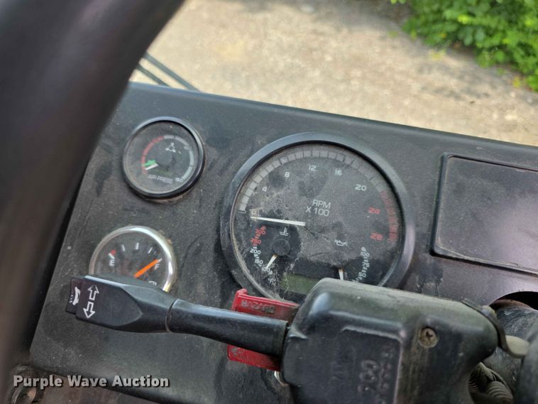 image for item FH6154 2016 Mack LEU633 refuse truck