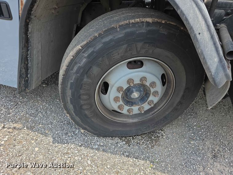 image for item FH6154 2016 Mack LEU633 refuse truck