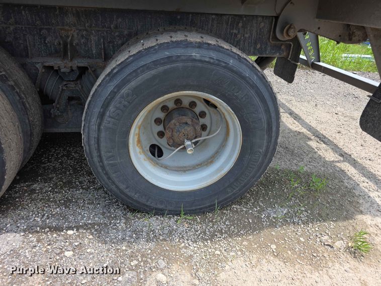 image for item FH6154 2016 Mack LEU633 refuse truck