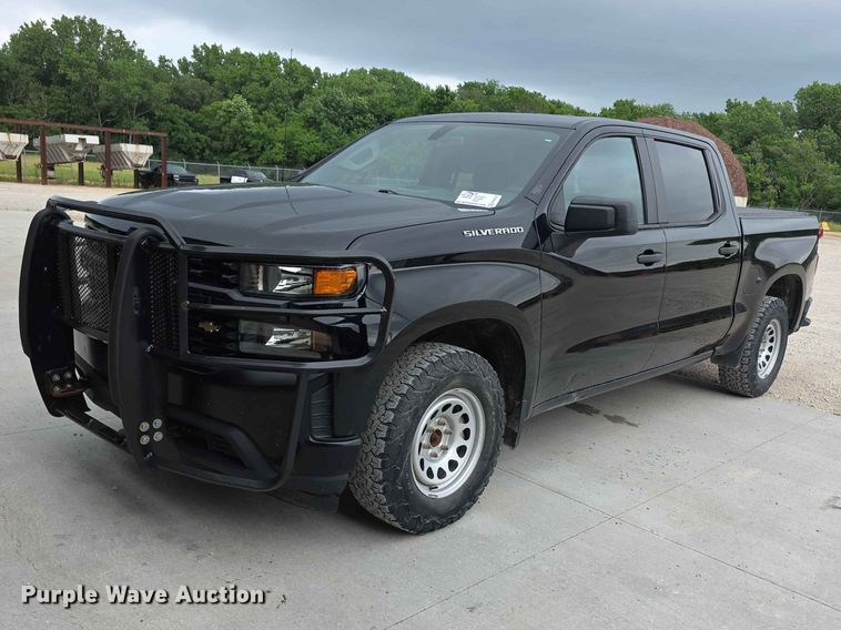image for item FH6162 2020 Chevrolet Silverado 1500 Crew Cab pickup truck