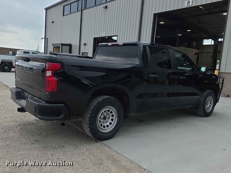 image for item FH6162 2020 Chevrolet Silverado 1500 Crew Cab pickup truck