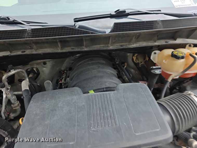 image for item FH6162 2020 Chevrolet Silverado 1500 Crew Cab pickup truck