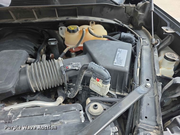 image for item FH6162 2020 Chevrolet Silverado 1500 Crew Cab pickup truck
