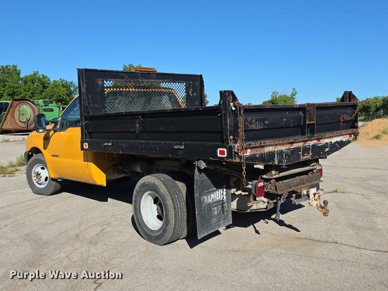 image for item FH6176 2003 Ford F350 Super Duty XL dump flatbed pickup truck