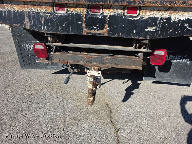 image for item FH6176 2003 Ford F350 Super Duty XL dump flatbed pickup truck