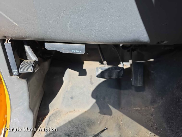 image for item FH6176 2003 Ford F350 Super Duty XL dump flatbed pickup truck