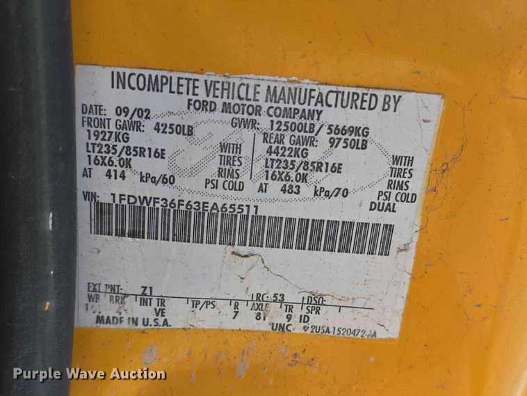 image for item FH6176 2003 Ford F350 Super Duty XL dump flatbed pickup truck