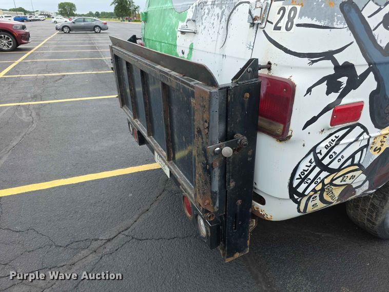 image for item FH6193 1989 Chevrolet G20 van