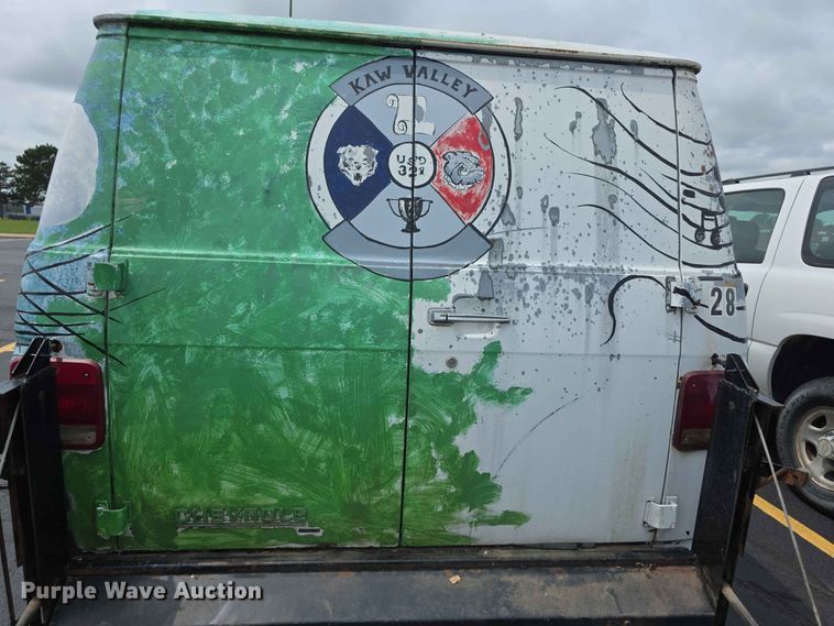 image for item FH6193 1989 Chevrolet G20 van