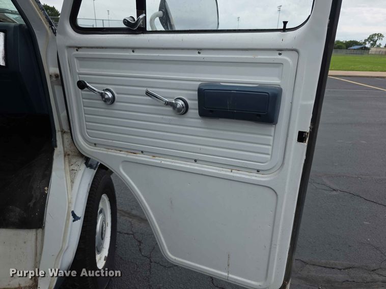 image for item FH6193 1989 Chevrolet G20 van