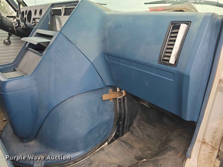 image for item FH6193 1989 Chevrolet G20 van