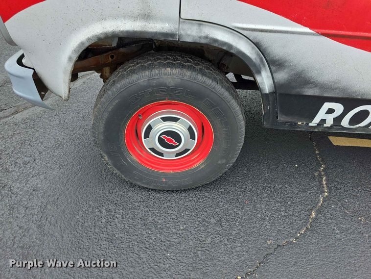image for item FH6193 1989 Chevrolet G20 van