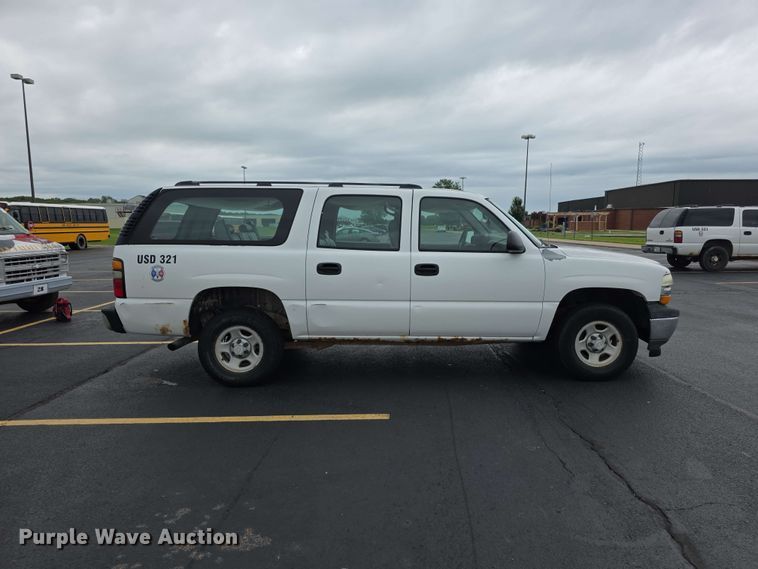 image for item FH6194 2006 Chevrolet Suburban SUV