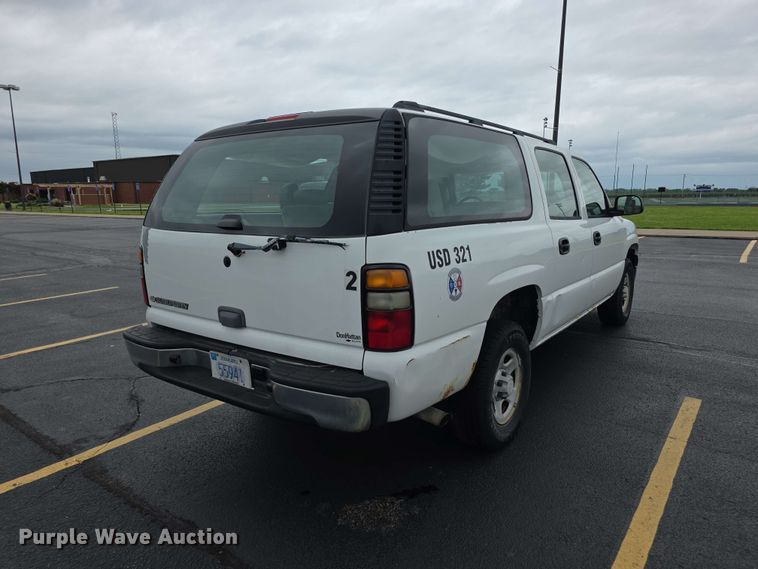 image for item FH6194 2006 Chevrolet Suburban SUV