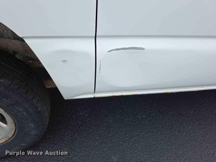 image for item FH6194 2006 Chevrolet Suburban SUV