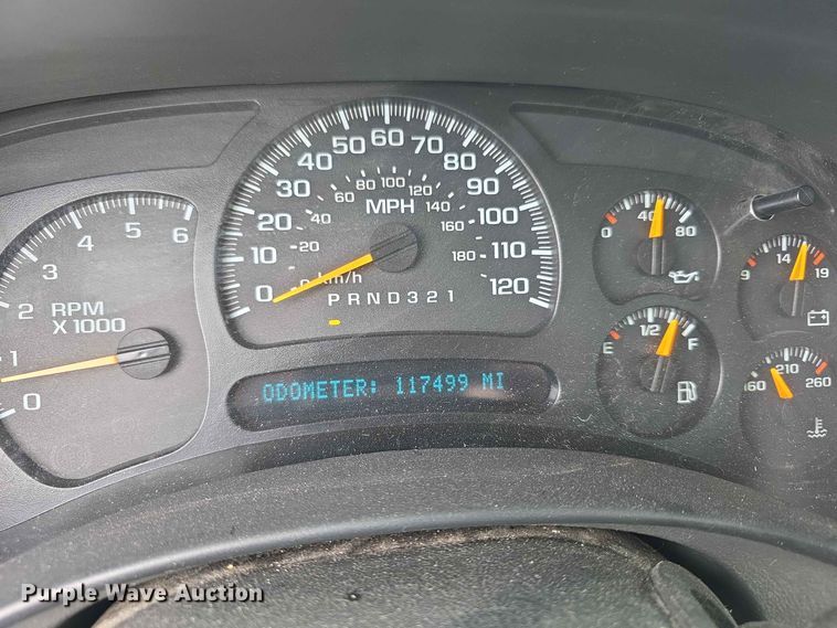image for item FH6194 2006 Chevrolet Suburban SUV