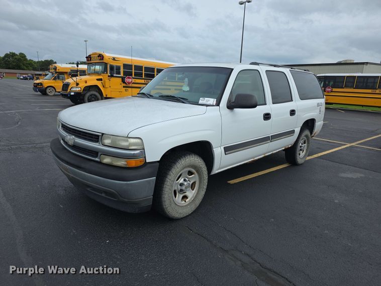 image for item FH6195 2005 Chevrolet Suburban 1500 SUV