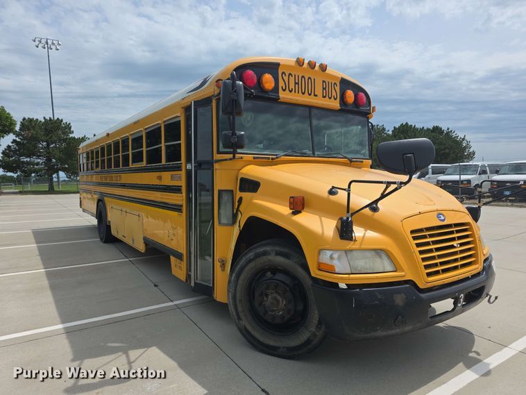 image for item FH6198 2013 Bluebird school bus