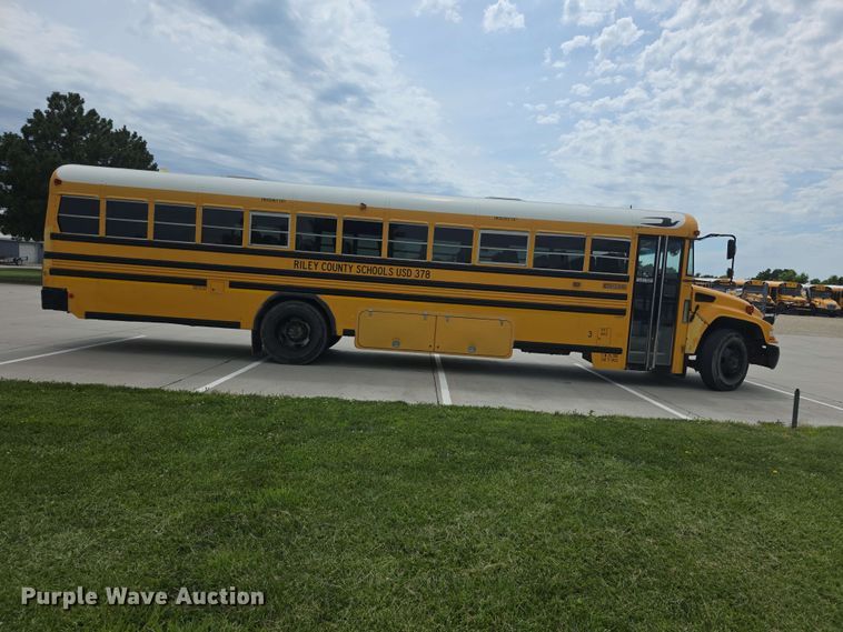 image for item FH6198 2013 Bluebird school bus