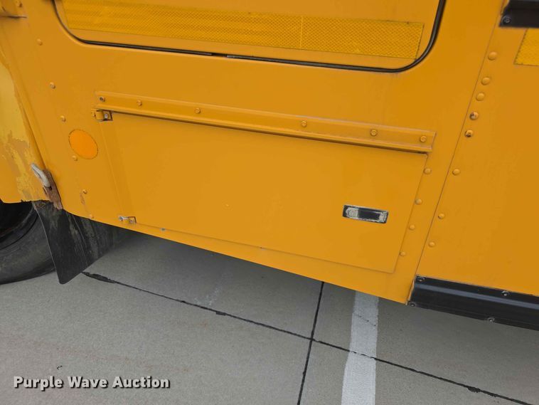 image for item FH6198 2013 Bluebird school bus