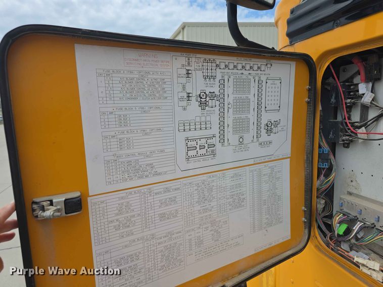 image for item FH6198 2013 Bluebird school bus