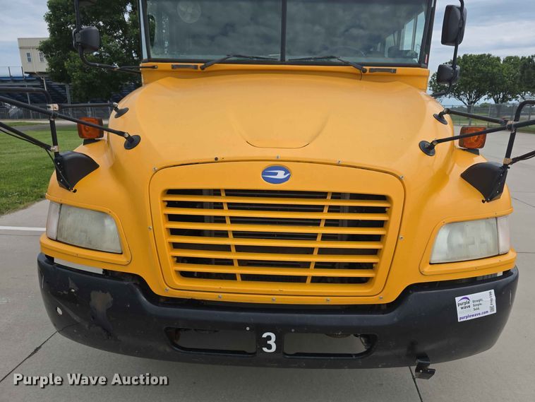 image for item FH6198 2013 Bluebird school bus