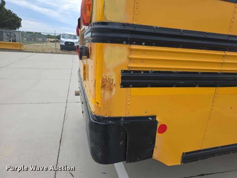 image for item FH6198 2013 Bluebird school bus