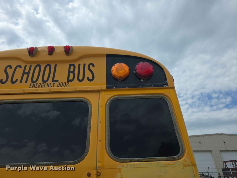 image for item FH6198 2013 Bluebird school bus