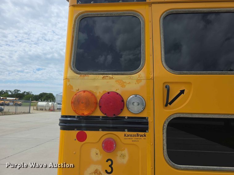 image for item FH6198 2013 Bluebird school bus