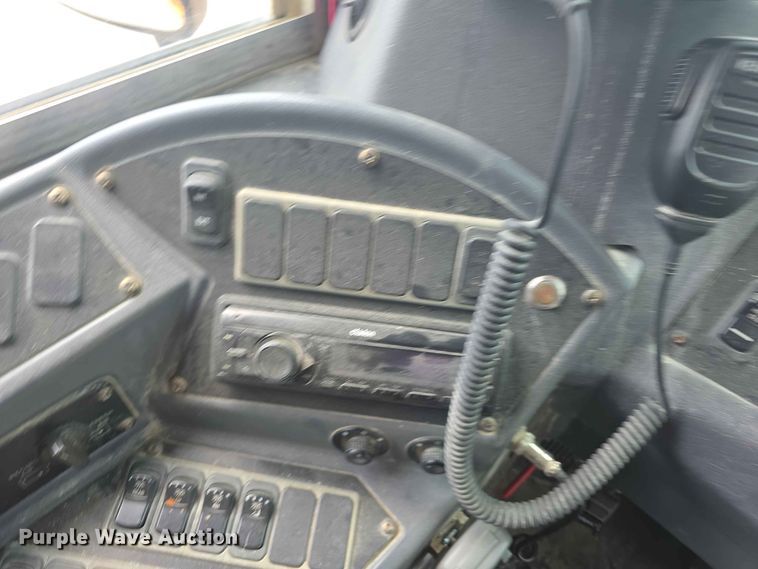 image for item FH6198 2013 Bluebird school bus