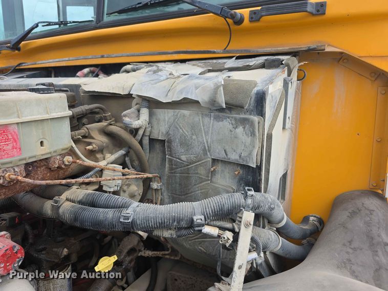 image for item FH6198 2013 Bluebird school bus
