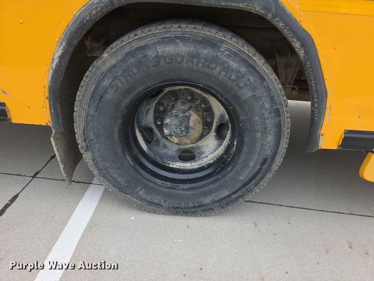 image for item FH6198 2013 Bluebird school bus