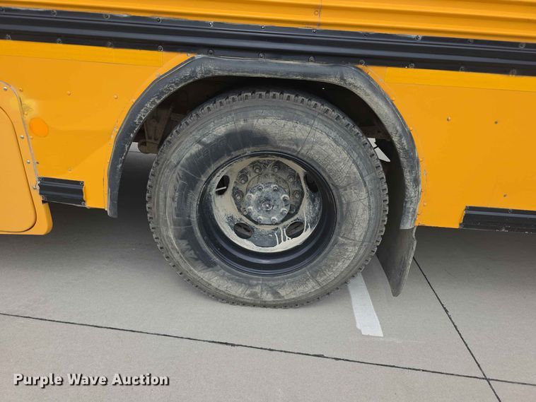 image for item FH6198 2013 Bluebird school bus