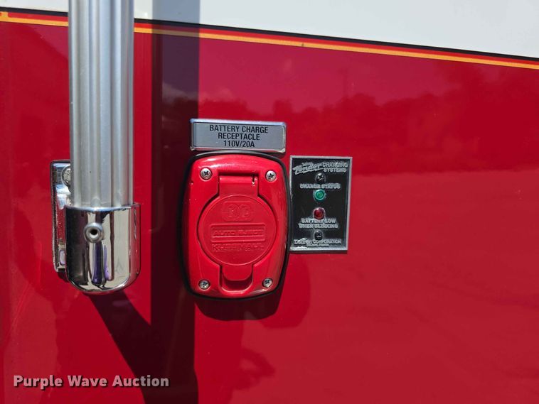 image for item FH6199 2005 E-One ladder fire truck