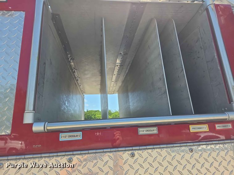 image for item FH6199 2005 E-One ladder fire truck